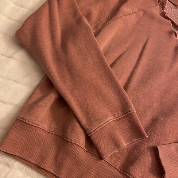 Aeropostale Criss Cross Crewneck Sweatshirt - Picture 4 of 6